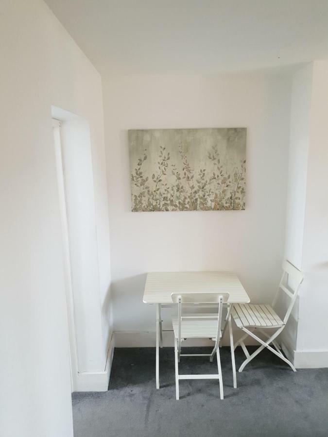 Central Windsor Apartments Ngoại thất bức ảnh