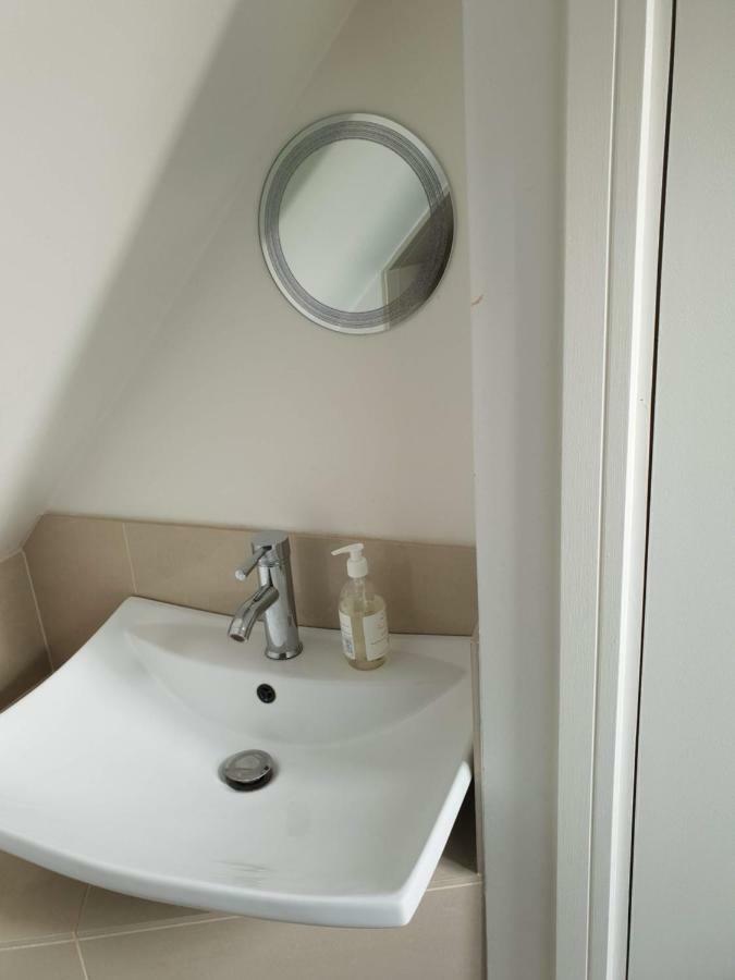 Central Windsor Apartments Ngoại thất bức ảnh